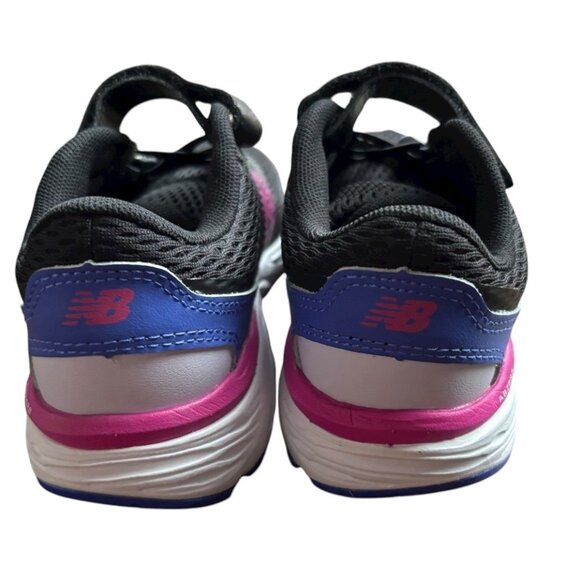 NWOT New Balance 680 V6 Girls 1 Wide Preschool Running Shoe Black Magenta - Picture 4 of 8